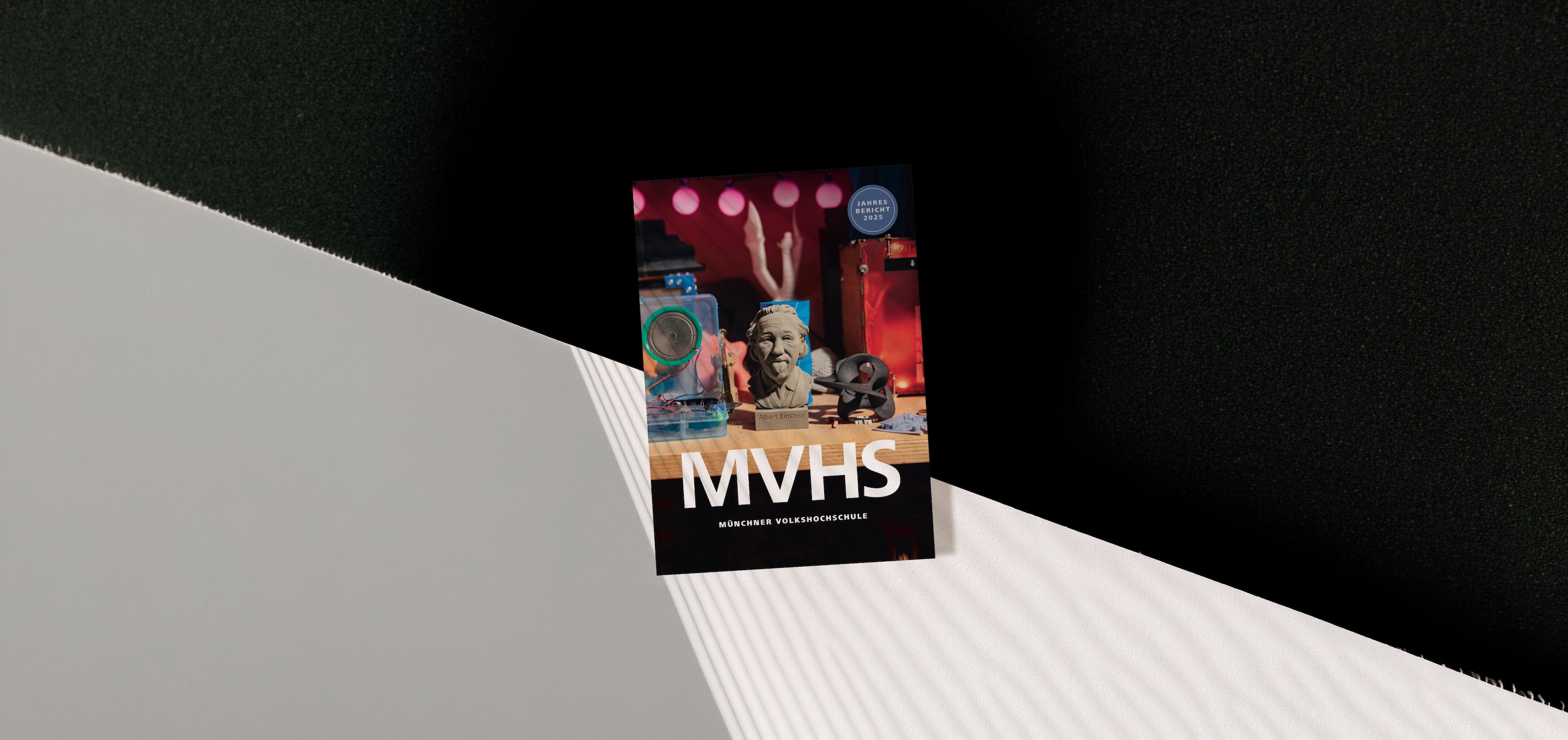 Cover des Jahresberichtes 2025 der MVHS