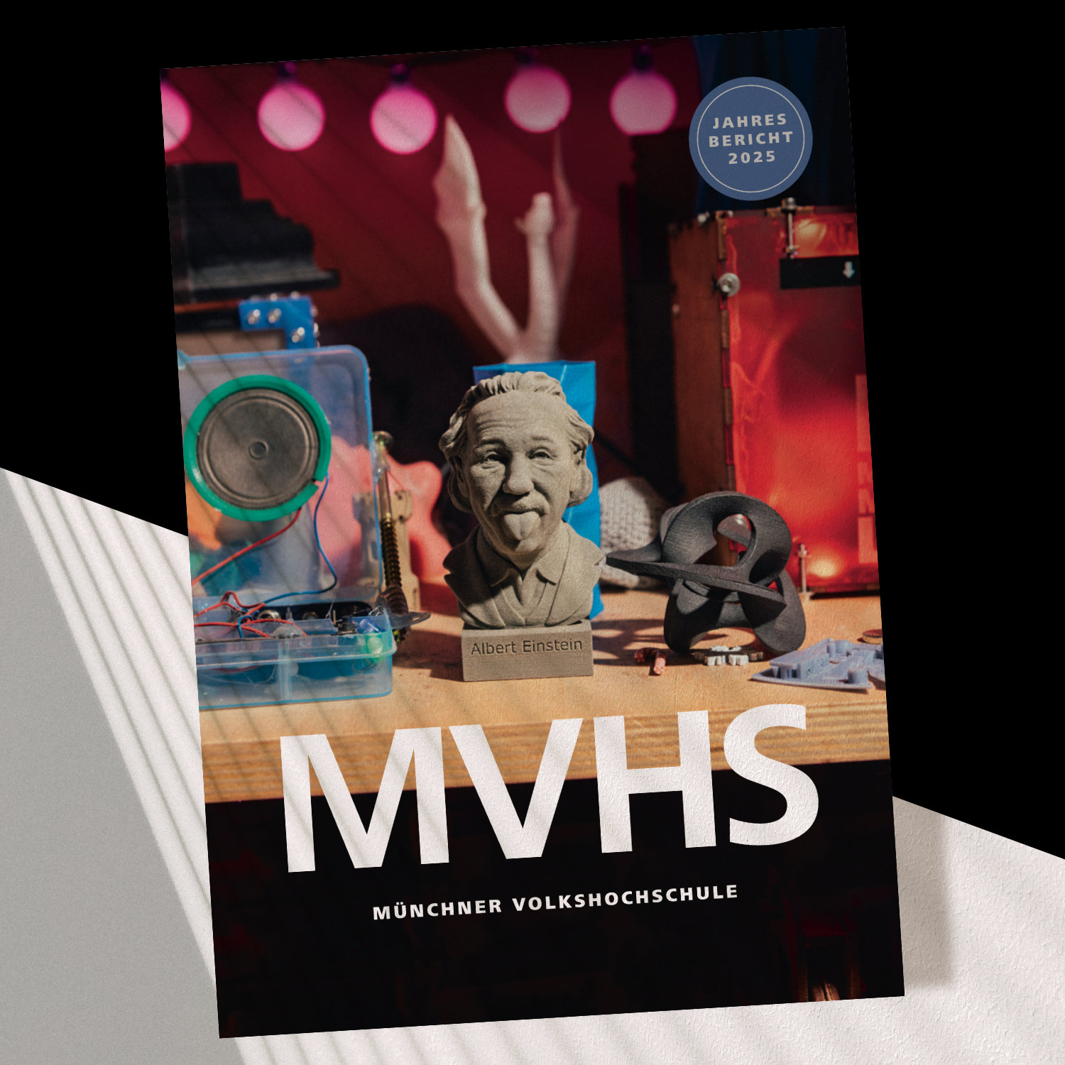 Cover des Jahresberichtes 2025 der MVHS